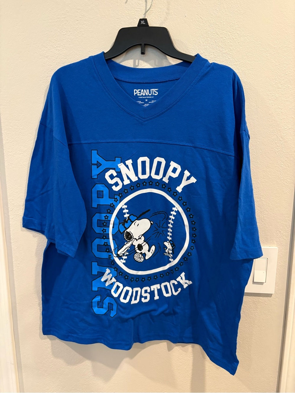 Peanuts Snoopy Baseball Women’s Oversized T-shirt Size Medium NWT Blue Dodgers